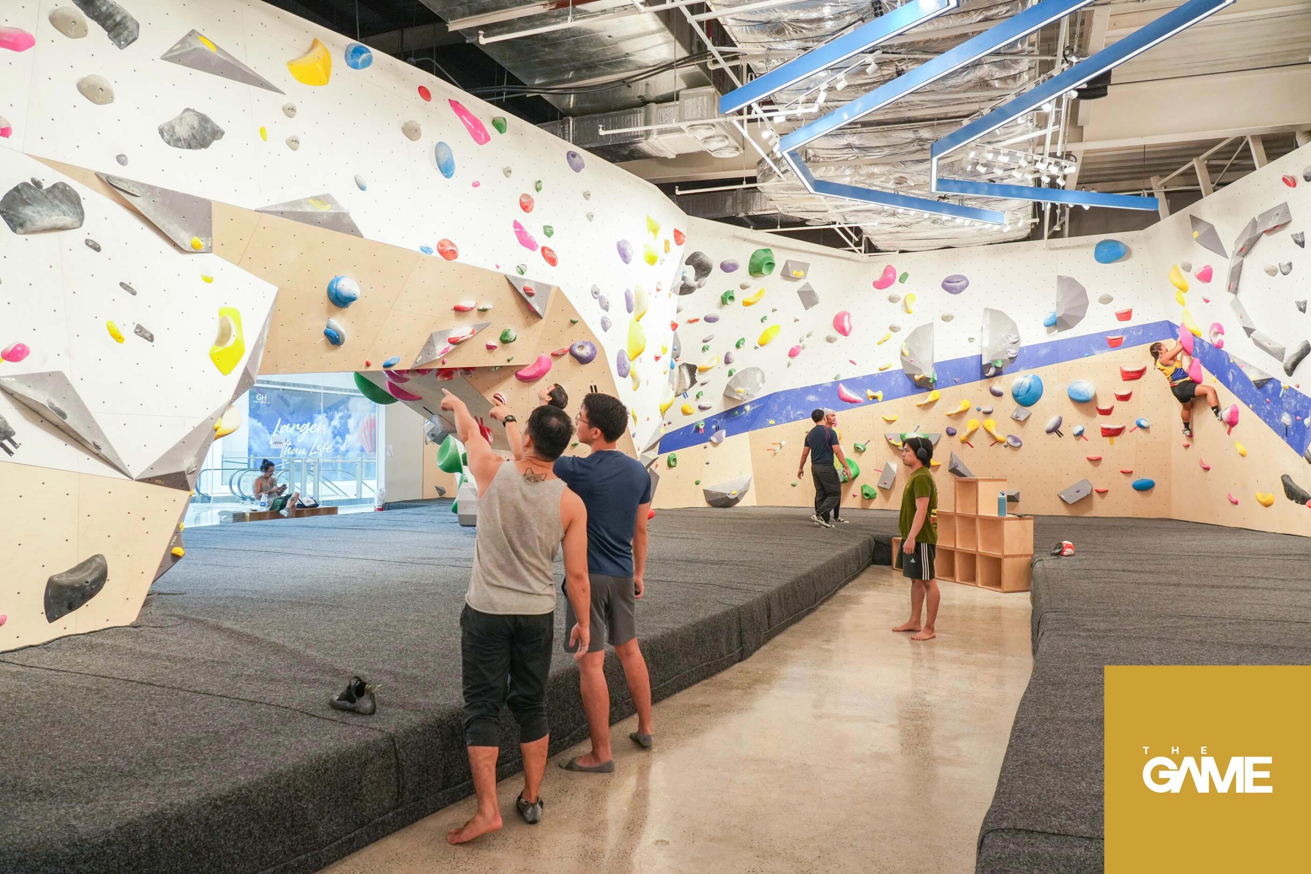 The GAME tries climbing at The Bouldering Hive (bhive) in Greenhills branch